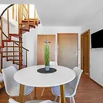 One Bedroom Cozy In Apartmán *
