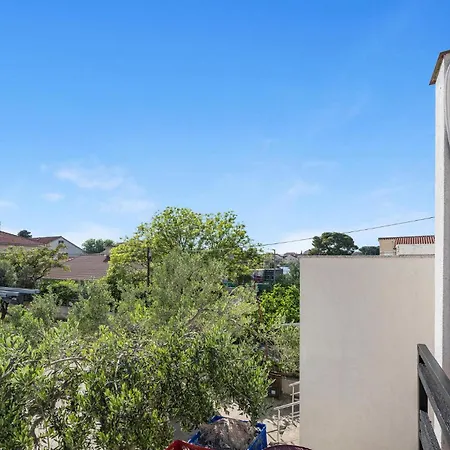 One Bedroom Cozy In Betina (Sibenik-Knin)