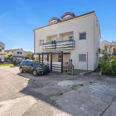 One Bedroom Cozy In Betina (Sibenik-Knin)