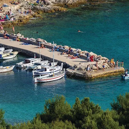 One Bedroom Cozy In * Betina (Sibenik-Knin)