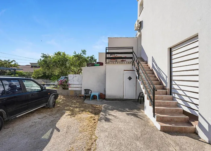 One Bedroom Cozy In Apartman